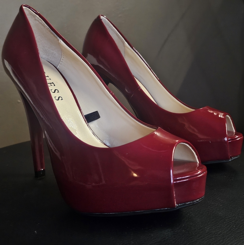 💥SALE💥Guess Red Patent Leather Peep-Toe Stiletto Heels - Picture 12 of 12